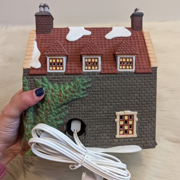 Vintage Department 56 1994 Dickens Village Dead Lock Arms